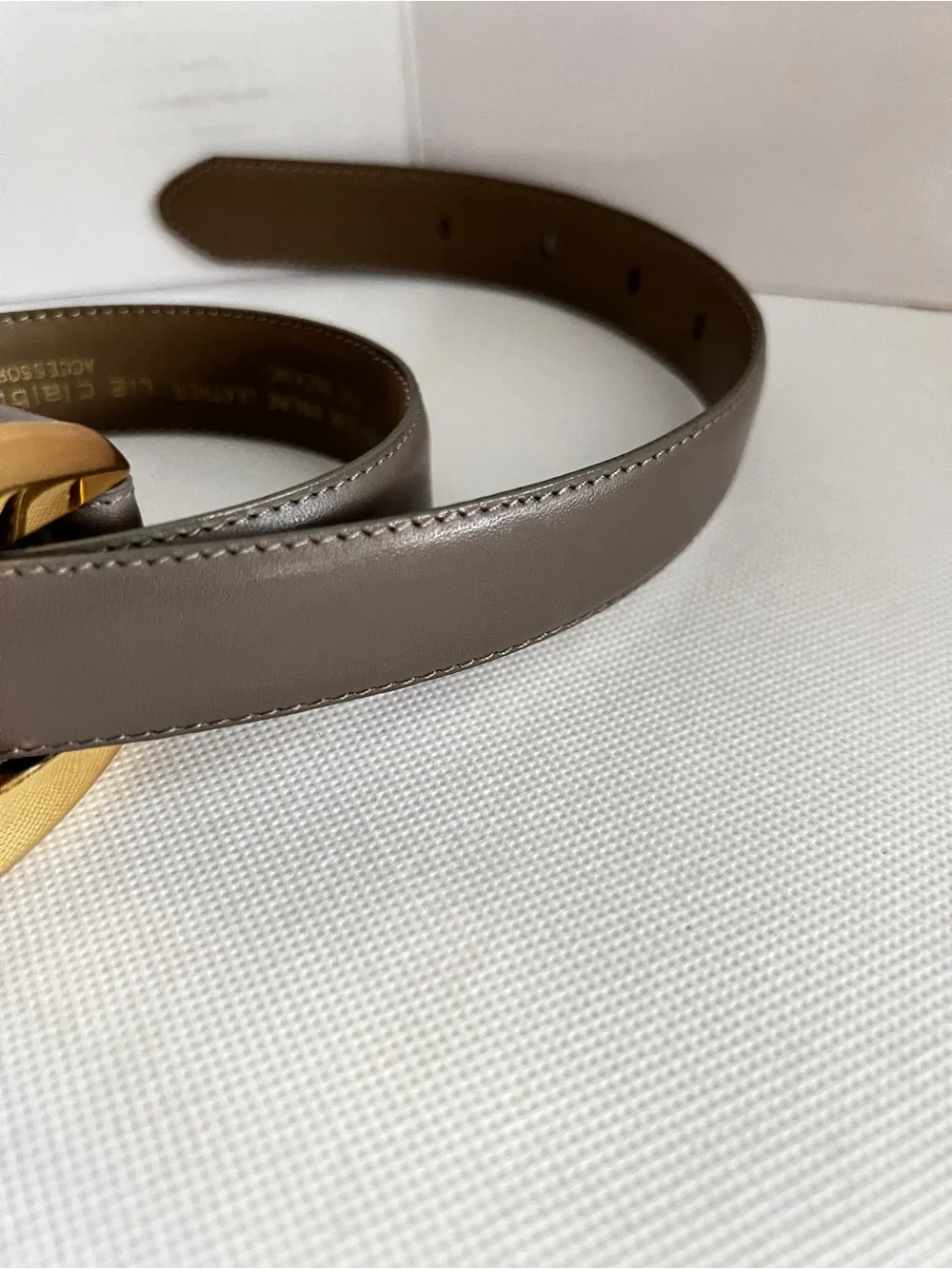 Vintage Liz Claiborne Full-Grain Leather Gray Belt Gold Tone Hardware Buckle M
